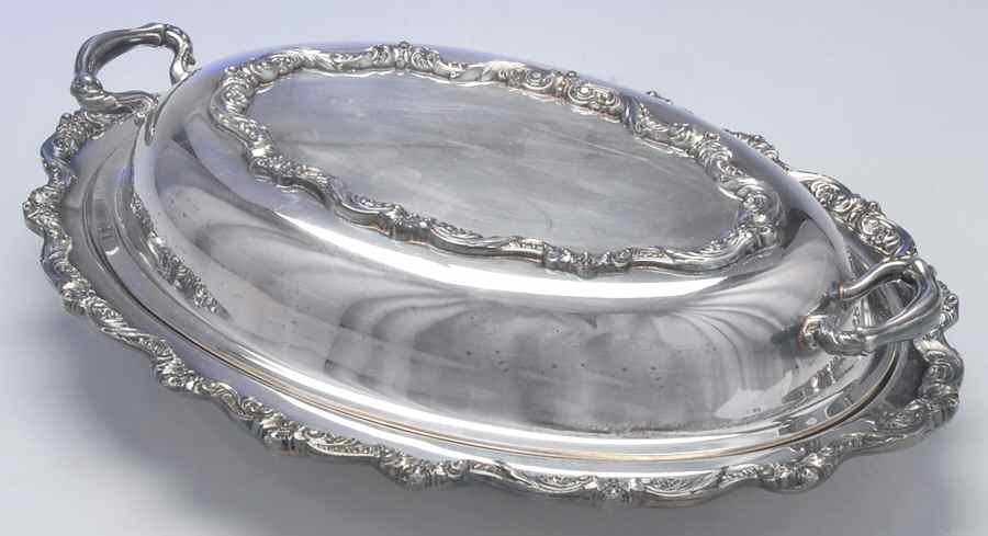 Old English (Silverplate, Hollowware) Double Vegetable Bowl by Poole Silver -1