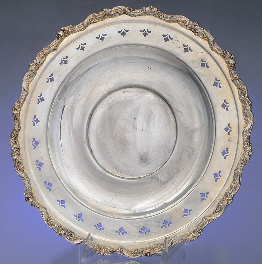 Old English (Silverplate, Hollowware) 11" Sandwich Plate by Poole Silver -1