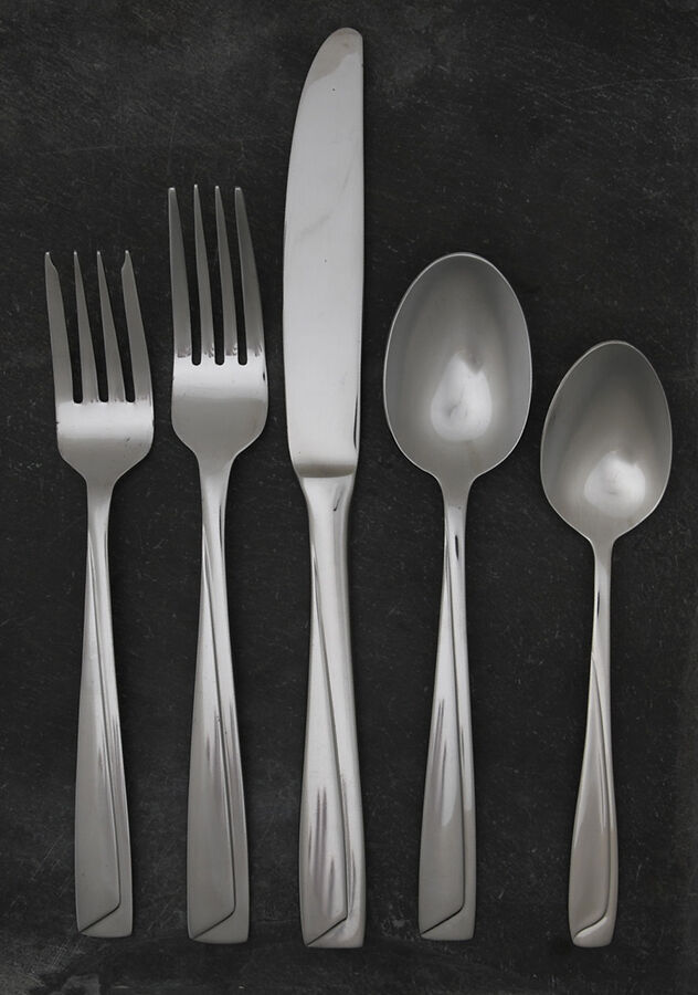 Portrait 5 Piece Place Setting by Pfaltzgraff-1