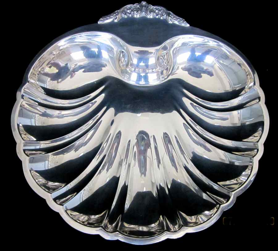 Georgian (Sterling, Hollowware) 14" Shell Shape Bowl by Poole Silver -1