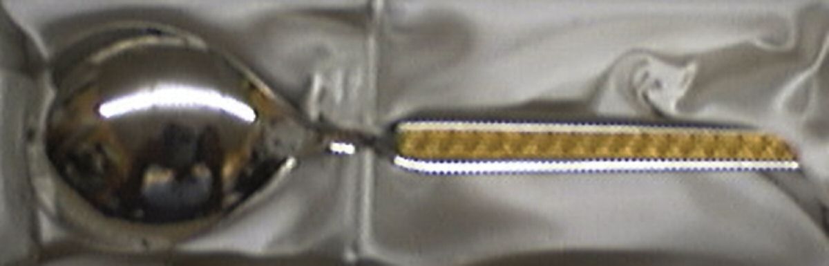 P1r1 (Stainless, Gold Accent) Round Bowl Soup Spoon (Cream Soup) by Prinz-1