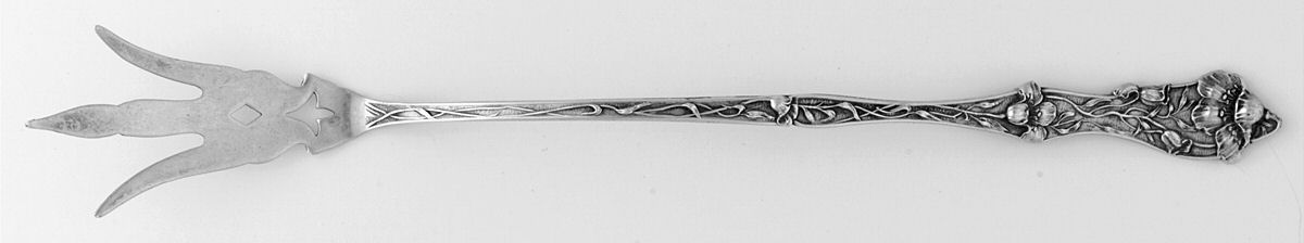 Poppy (Sterling, 1908) Large Lettuce Serving Fork by Paye & Baker Mfg Co-1
