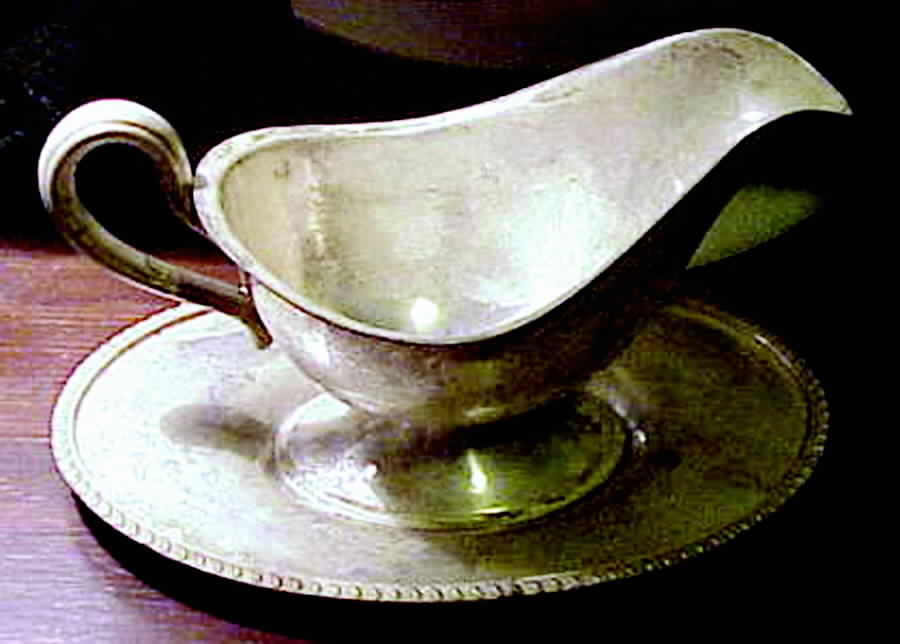 POS2 (Silverplate, Hollowware) Plated Gravy Boat & Underplate by Poole Silver -1