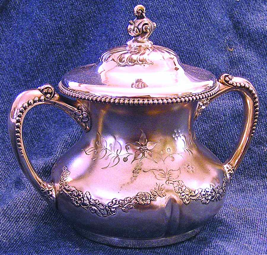 345 (Silverplate, Hollowware) Sugar Bowl & Lid by Pairpoint Mfg Co-1