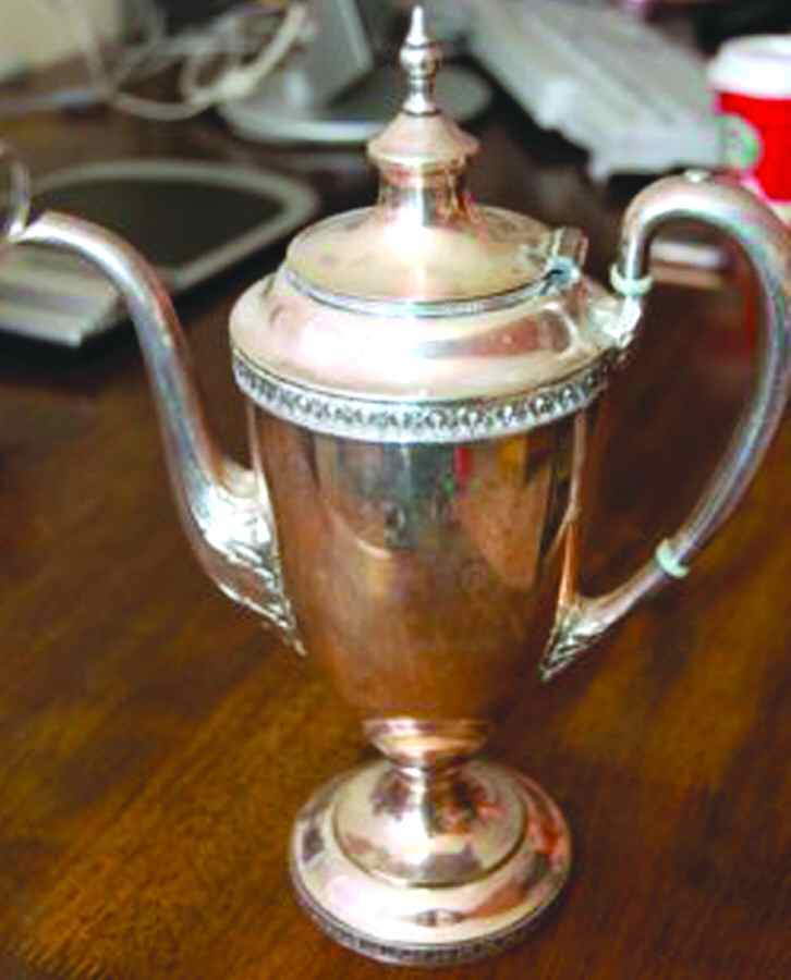 0162 (Silverplate, Hollowware) Silverplate Coffee Pot by Pairpoint Mfg Co-1