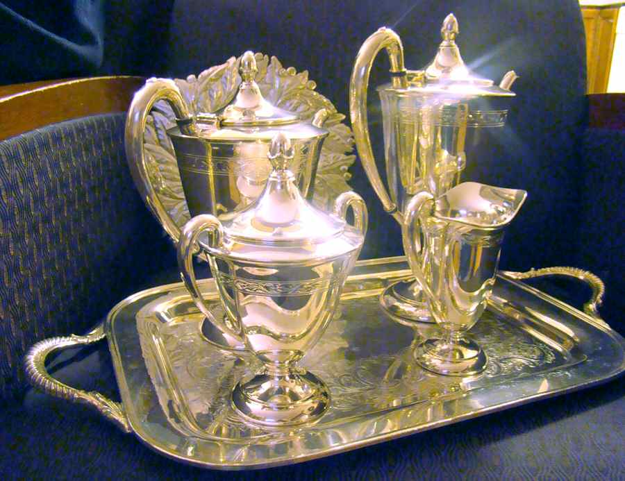 500 (Silverplate, Hollowware) Silverplate Coffee Pot by Poole Silver -1