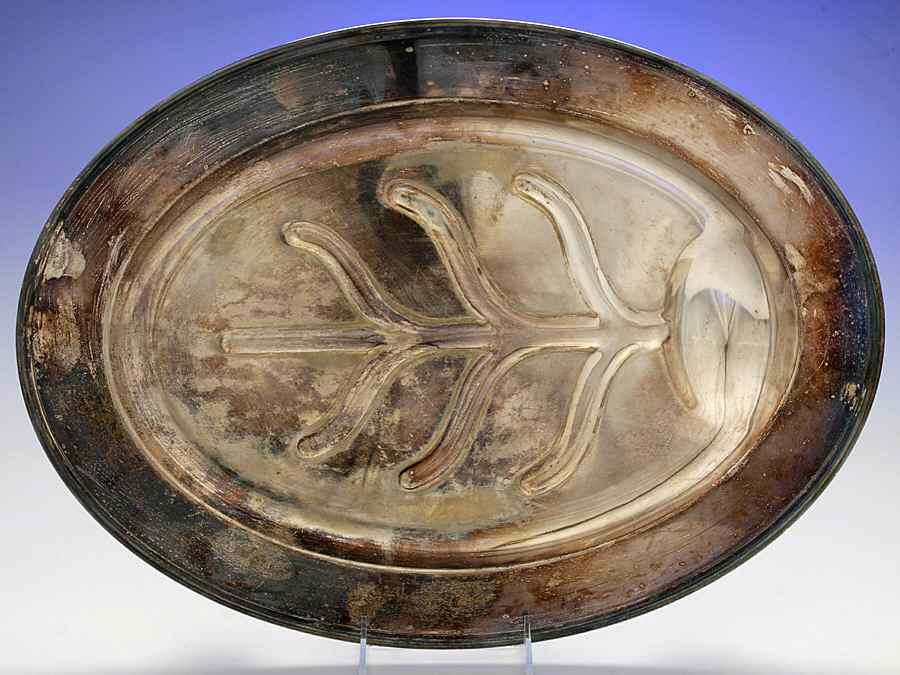 Silverplate Hollowware 20" 4 Toed Meat Platter with Well by Paye & Baker Mfg Co-1