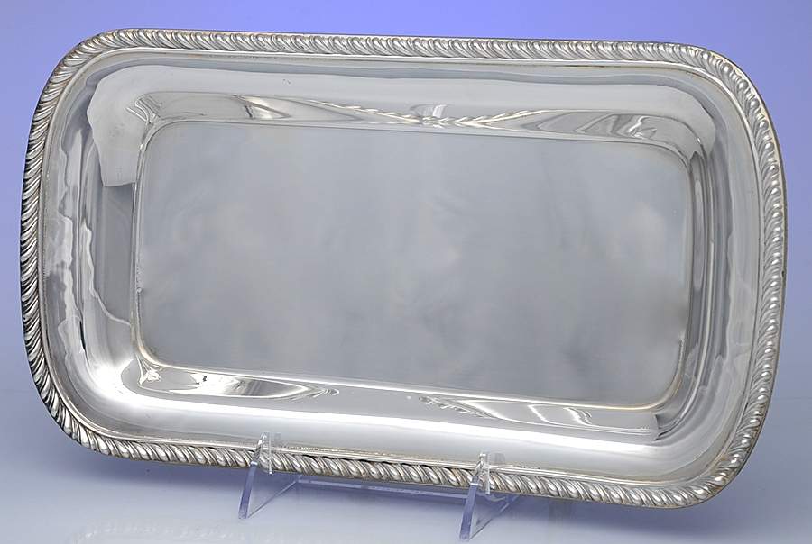 1057 (Silverplate, Hollowware) 12" Bread Tray by Poole Silver -1
