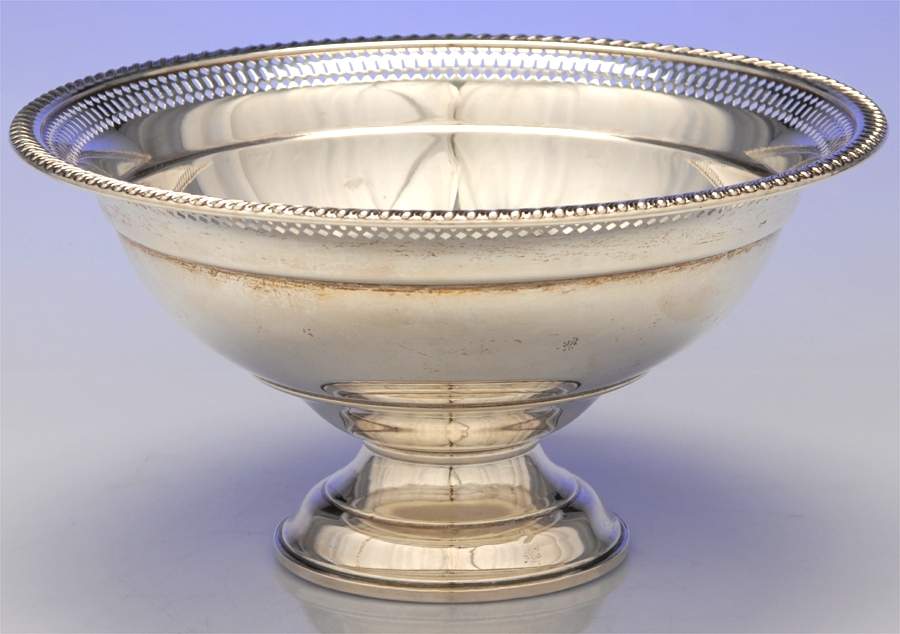 58 (Sterling, Hollowware) 8" Round Weighted Pedestal Base Centerpiece by Preisner-1