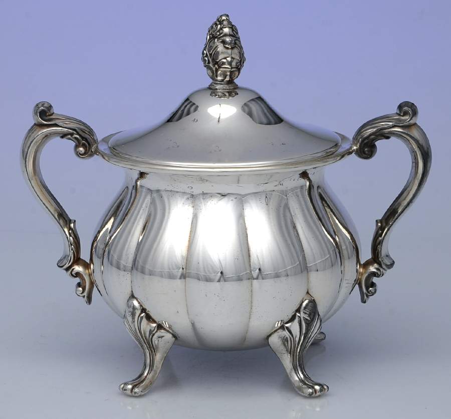 Sevenoaks (Silverplate, Hollowware) Sugar Bowl & Lid by Poole Silver -1
