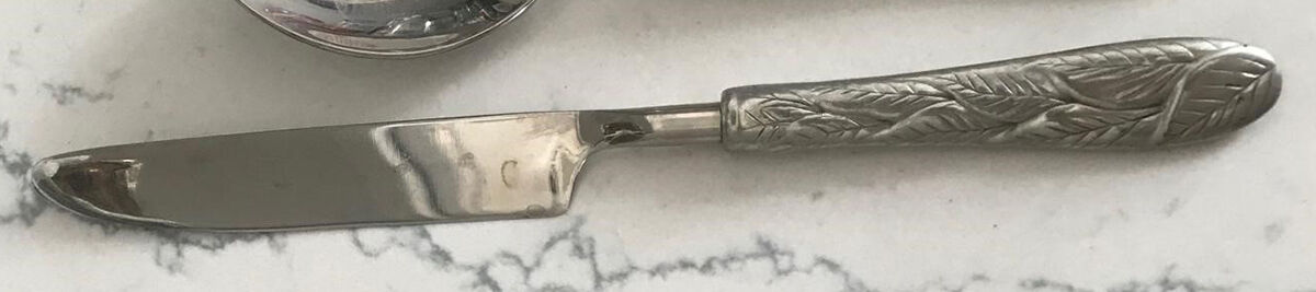 Cast Leaf (Pewter) Modern Solid Knife by Pottery Barn-1