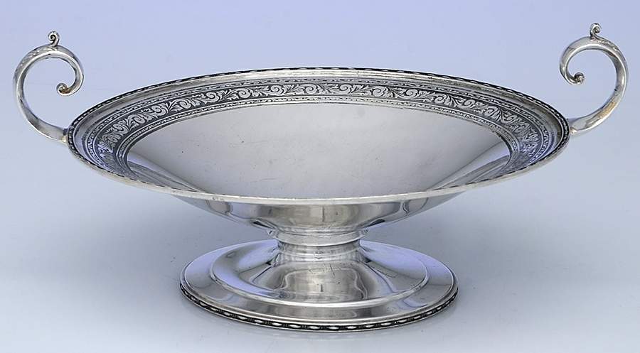 C0140C (Silverplate, Hollowware) 7" Handled Bon Bon Bowl by Pairpoint Mfg Co-1