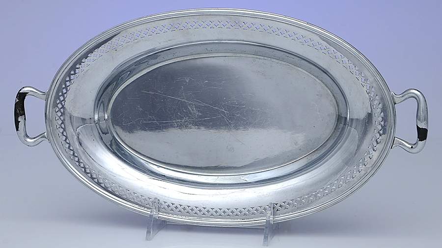 8064 (Chrome Plate, Hollowware) 11" Bread Tray by Preisner-1