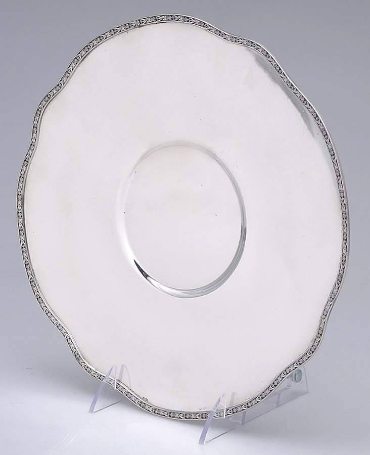 464 (Silverplate, Hollowware) 10" Sandwich Plate by Portsmouth-1