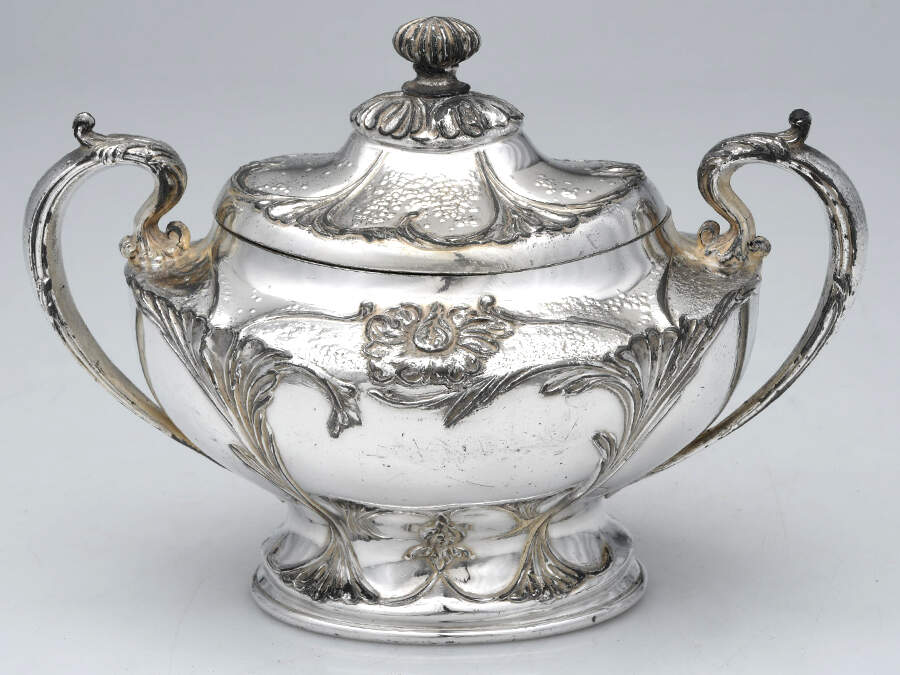 384 (Silverplate, Hollowware) Sugar Bowl with Lid by Pairpoint Mfg Co-1