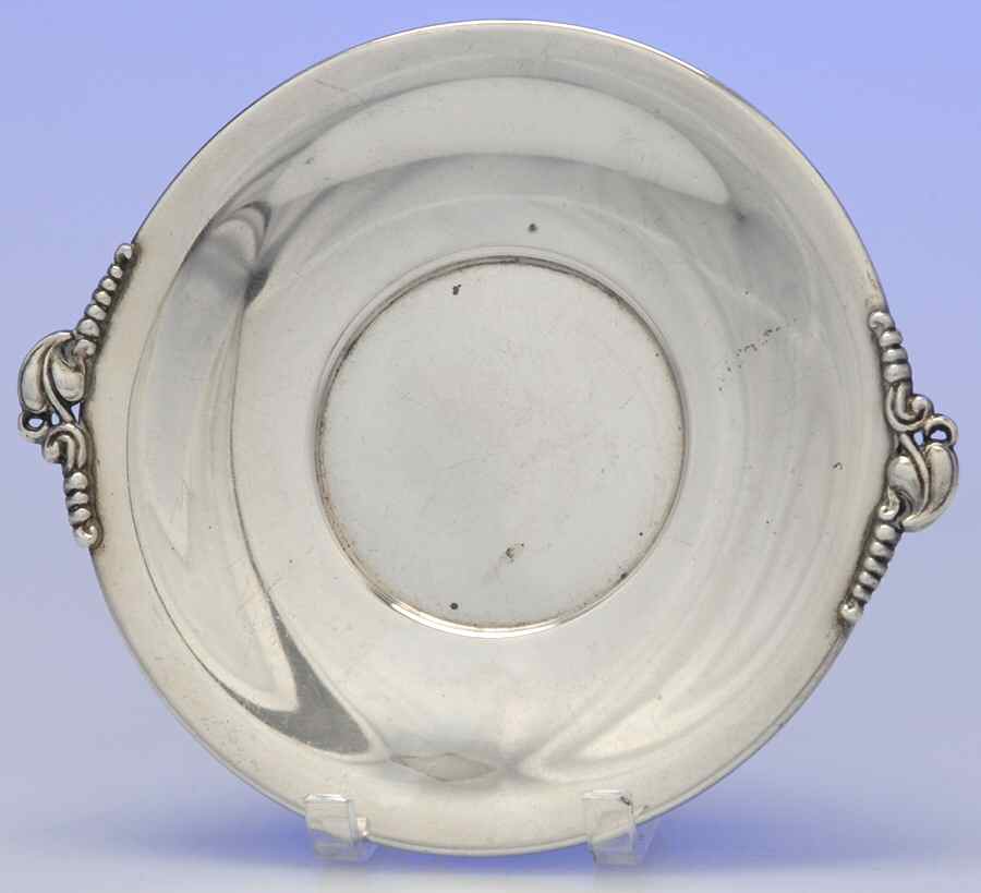 9524 (Sterling, Hollowware) 4" Underplate by Quaker Silver Co Inc-1