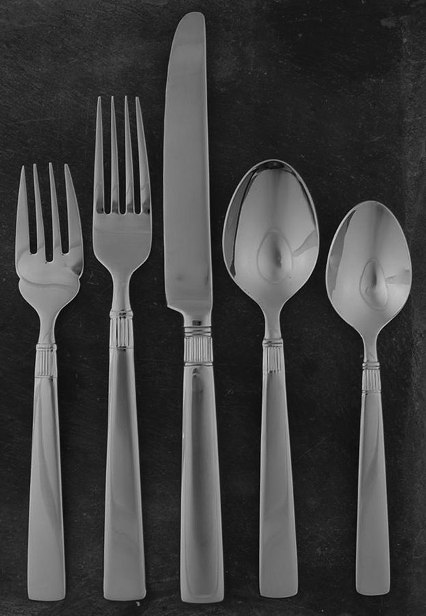 Castlegate (Stainless) 5 Piece Place Setting by Reed & Barton-1