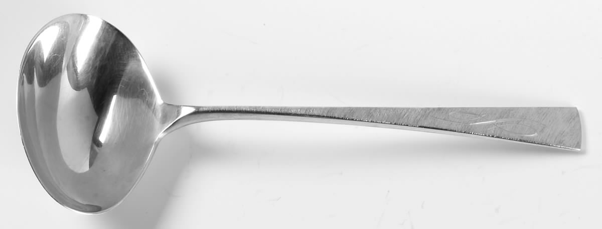 Da Vinci-Engraved (Sterling, 1967) Solid Gravy Ladle by Reed & Barton-1