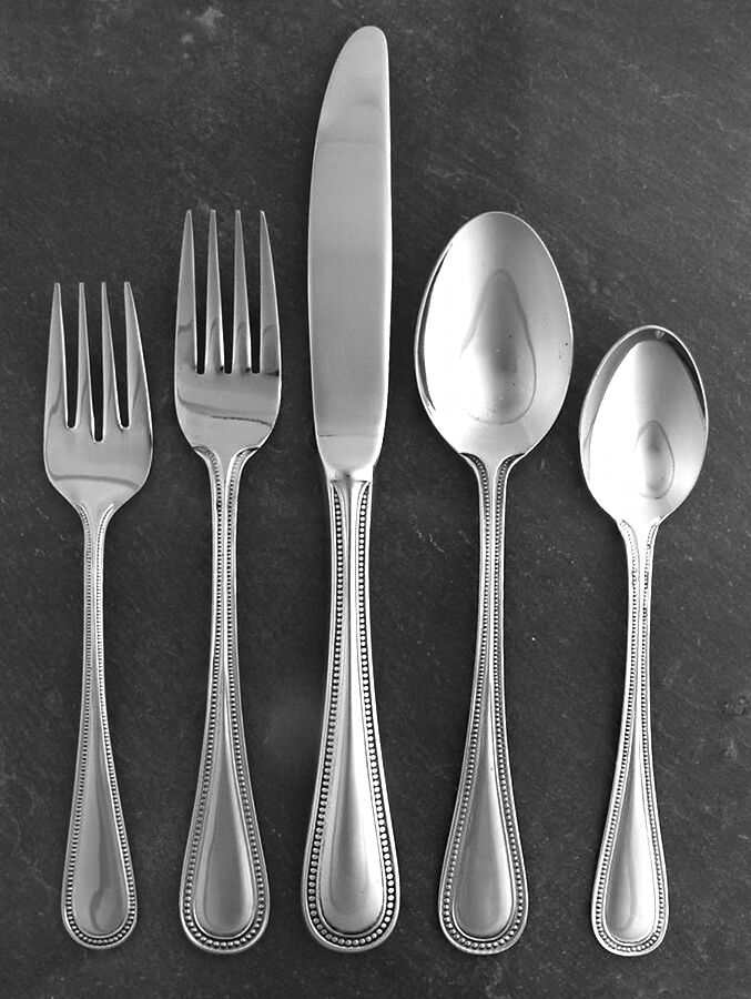 Dickens (Stainless) 5 Piece Place Setting by Reed & Barton-1