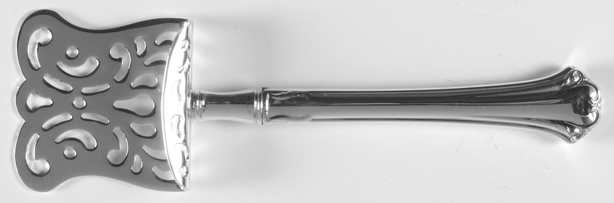 English Chippendale (Sterling, 1984) Petite Fours Server with Silverplate Hood by Reed & Barton-1