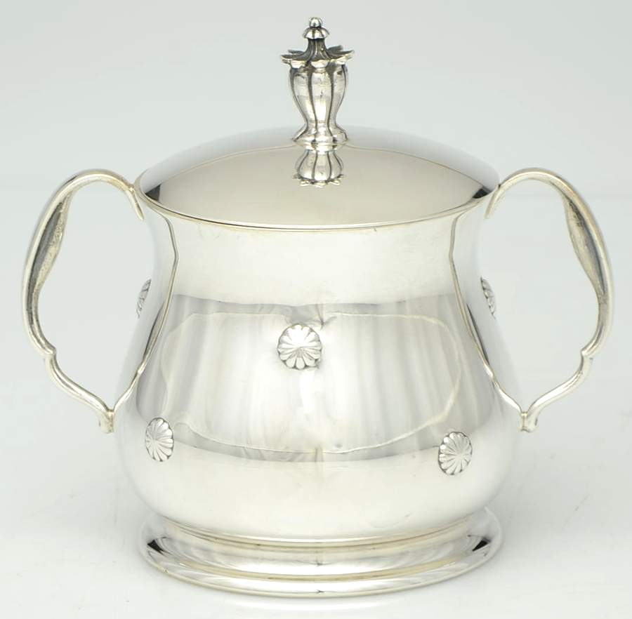 Far East (Sterling, Hollowware) Sugar Bowl & Lid by Reed & Barton-1