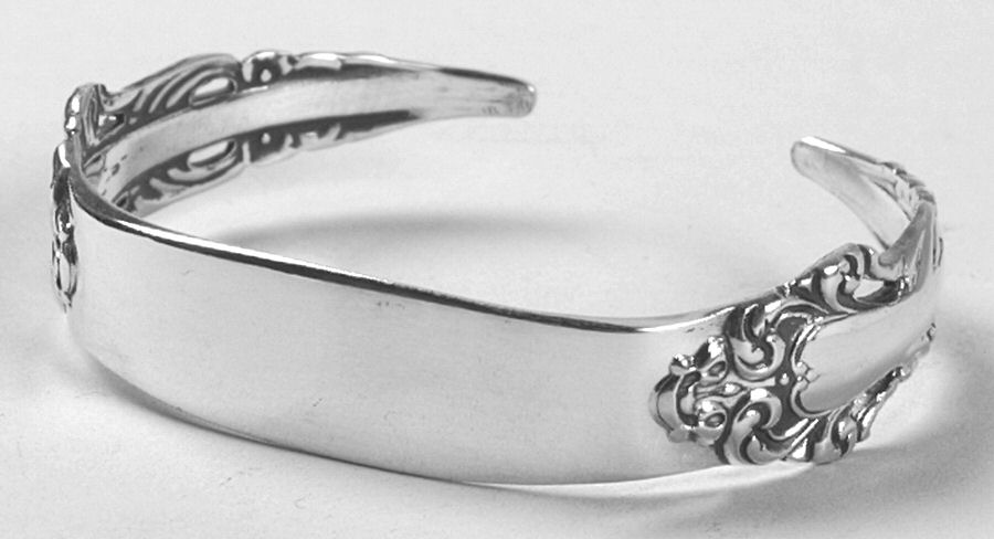 Grande Renaissance (Sterling, 1967) Sterling Bracelet by Reed & Barton-1
