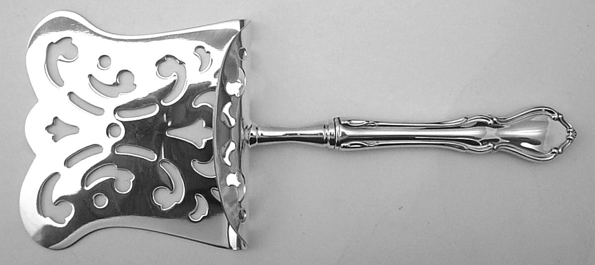Hampton Court (Sterling, 1964) Hollow Asparagus Server with Silverplate Hood by Reed & Barton-1