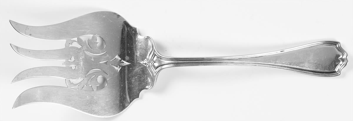 Hepplewhite-Plain (Sterling, 1907, No Monos) Large Pierced Fish Serving Fork by Reed & Barton-1