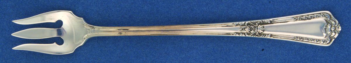 Heritage (Sterling, 1924) Cocktail/Seafood Fork by Reed & Barton-1