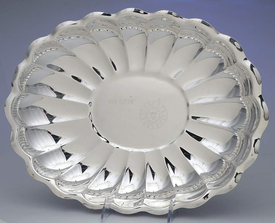 Holiday (Silverplate, Hollowware) 15" Centerpiece Bowl by Reed & Barton-1