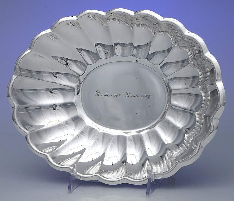 Holiday (Silverplate, Hollowware) 10" Sandwich Plate by Reed & Barton-1
