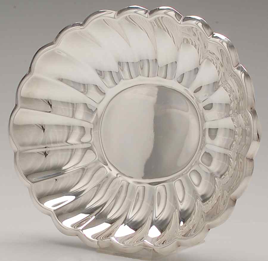 Holiday (Silverplate, Hollowware) Silverplate Sandwich Plate by Reed & Barton-1