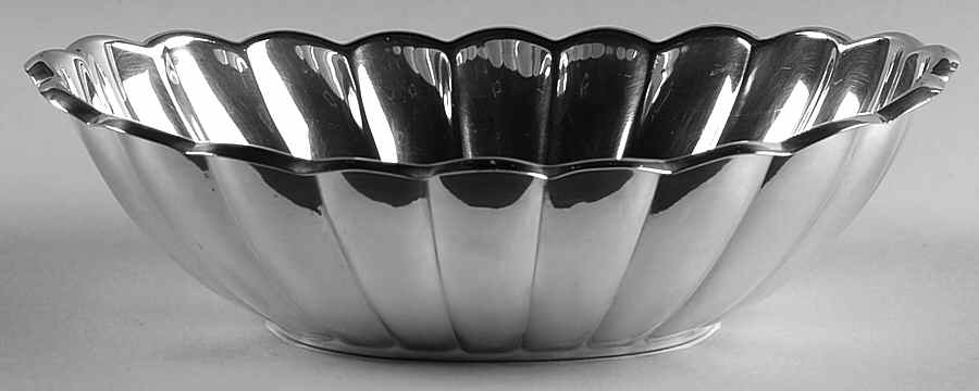 Holiday (Silverplate, Hollowware) Silverplate Oval Vegetable Bowl by Reed & Barton-1