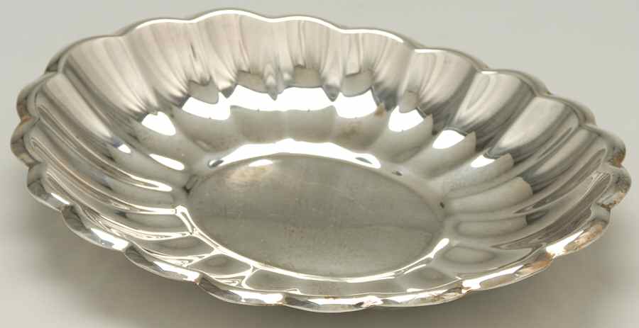 Holiday (Silverplate, Hollowware) Silverplate Sandwich Plate by Reed & Barton-1