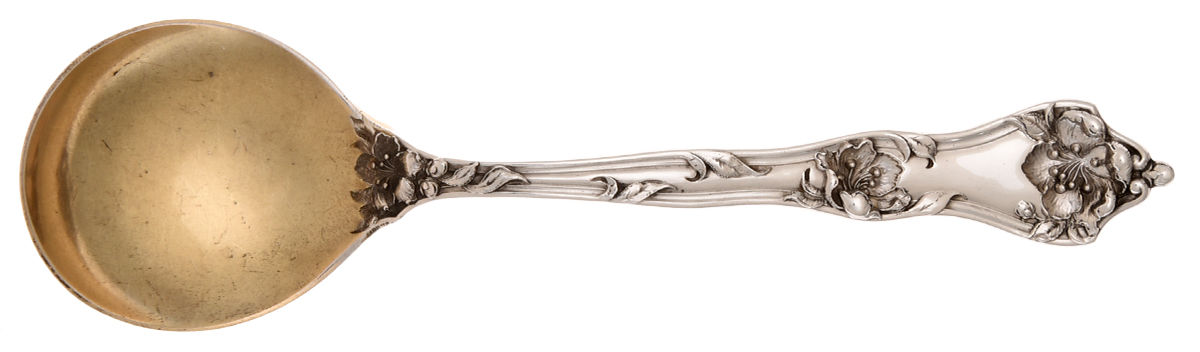Intaglio (Sterling, 1905, Eagle-R-Lion) Large Round Bowl Soup Spoon (Bouillon) by Reed & Barton-1