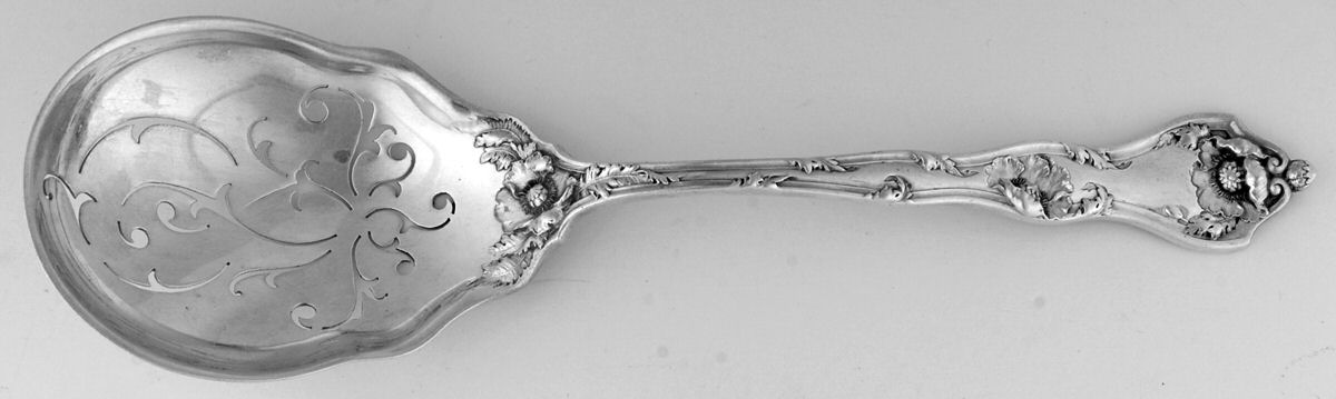 Intaglio (Sterling, 1905, Eagle-R-Lion) Ice Serving Spoon Large by Reed & Barton-1