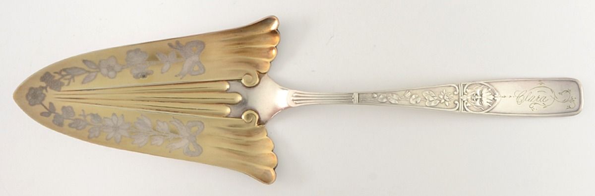 Italian (Silverplate, 1885) Large Solid Bright Cut Pie Knife by Reed & Barton-1