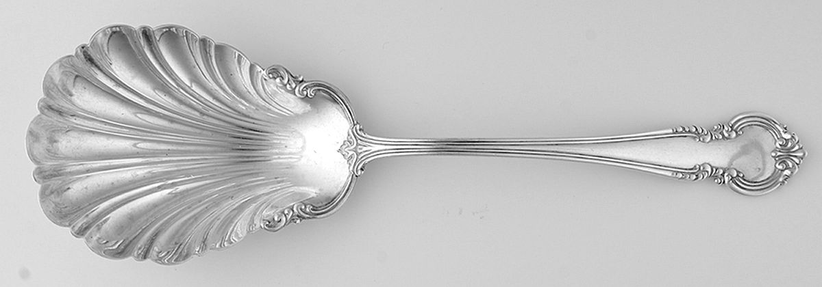 La Comtesse (Sterling, 1897) Large Solid Berry/Casserole Spoon by Reed & Barton-1