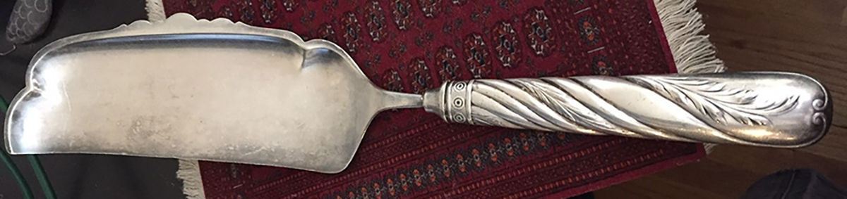 Le Louvre (Silverplate, 1888) Hollow Handle Crumb Knife/Crumber Plated Blade by Reed & Barton-1