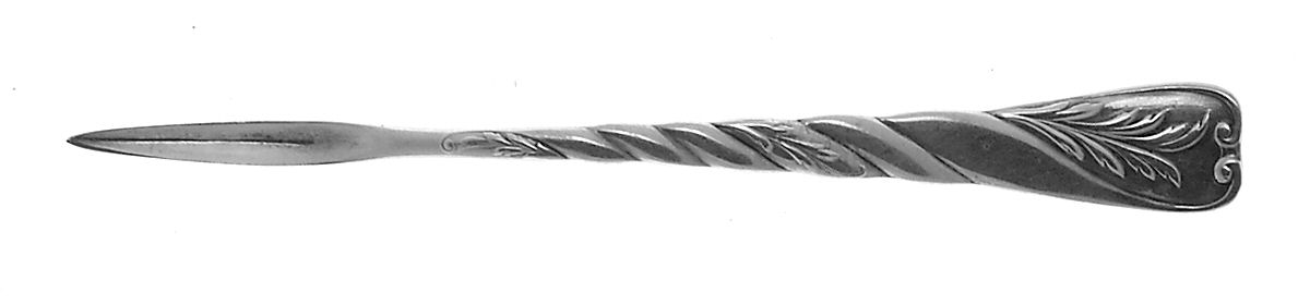 Le Louvre (Silverplate, 1888) Solid Nut Pick by Reed & Barton-1