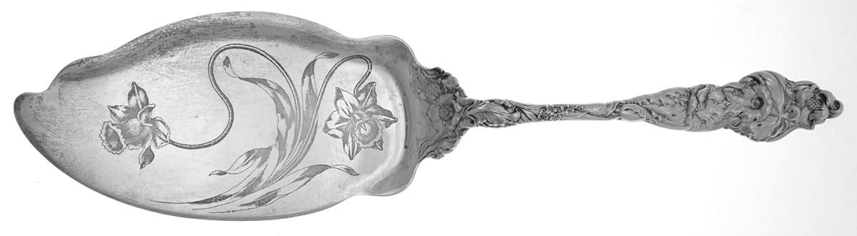 Les Six Fleurs (Sterling, 1901) Large Solid Bright Cut Fish Serving Knife by Reed & Barton-1