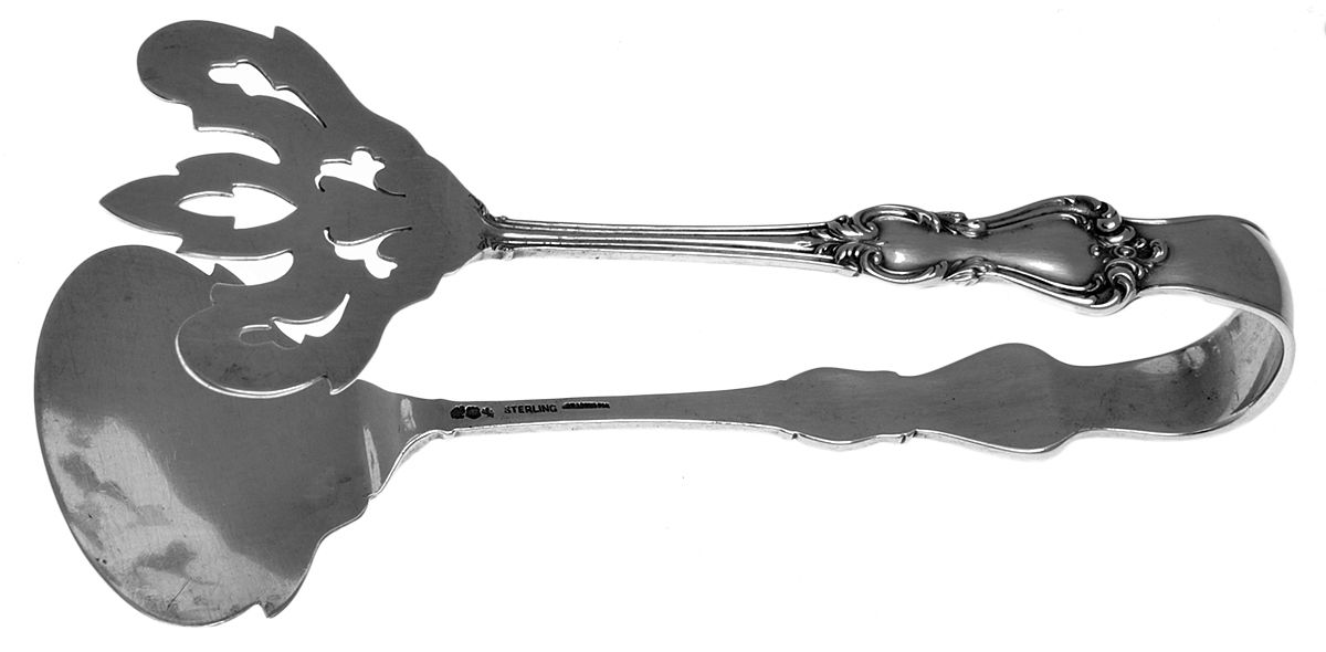 Marlborough (Sterling, 1906, No Monos) Large Solid Sandwich Tongs by Reed & Barton-1
