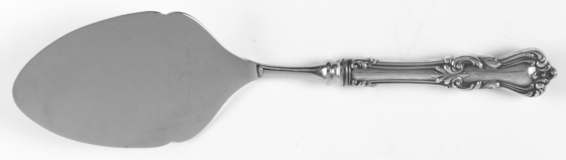 Marlborough (Sterling, 1906, No Monos) Pastry Server with Stainless Blade by Reed & Barton-1