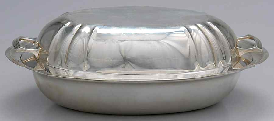 Newport (Sterling, Hollowware) 10" Oval Double Vegetable by Reed & Barton-1
