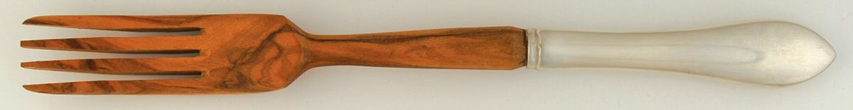 Pointed Antique (Sterling, 1895) Salad Serving Fork Wooden Prongs by Reed & Barton-1