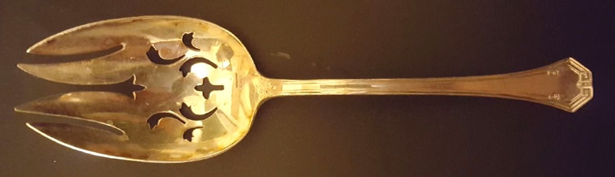 Pompeian (Silverplate, 1930) Pierced Vegetable Serving Spoon by Reed & Barton-1