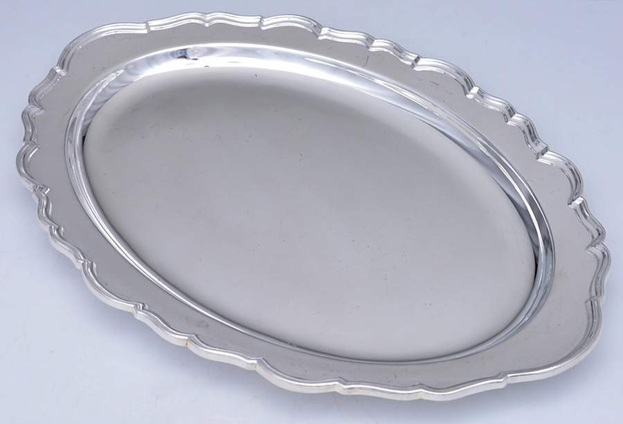 Provincial (Silverplate, Hollowware) 18" Oval Serving Platter by Reed & Barton-1