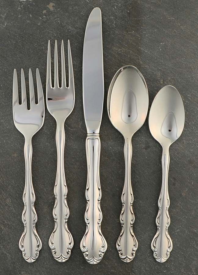 Regency (Stainless, 1965) 5 Piece Place Setting by Reed & Barton-1