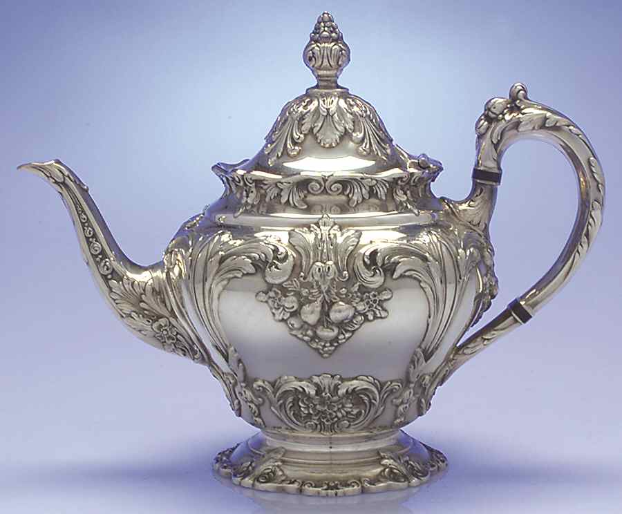 Renaissance (Silverplate, Hollowware) Teapot by Reed & Barton-1
