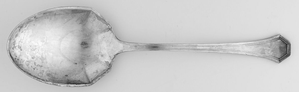 Sierra (Silverplate, 1914) Medium Solid Berry/Casserole Spoon by Reed & Barton-1